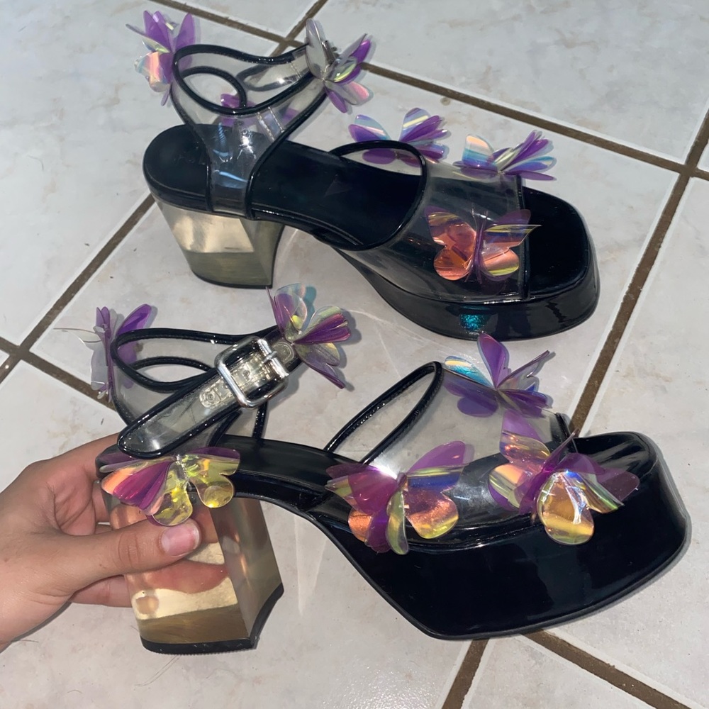 Delia*s butterfly heels